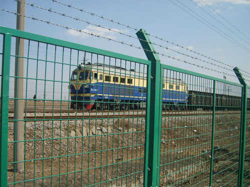 鐵路護(hù)欄網(wǎng) 鐵路護(hù)欄網(wǎng)