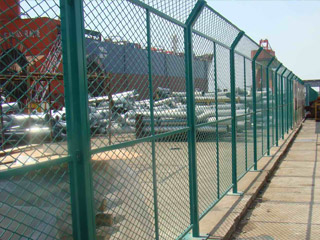 鋼板護(hù)欄網(wǎng) 鋼板護(hù)欄網(wǎng)