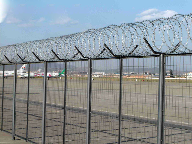 羽毛球場圍網(wǎng) 機(jī)場圍欄網(wǎng)