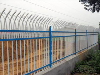 鐵藝圍欄(雙向彎頭)