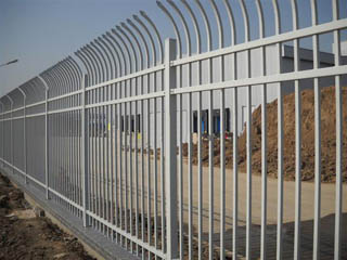 鐵藝圍欄(單向彎頭)